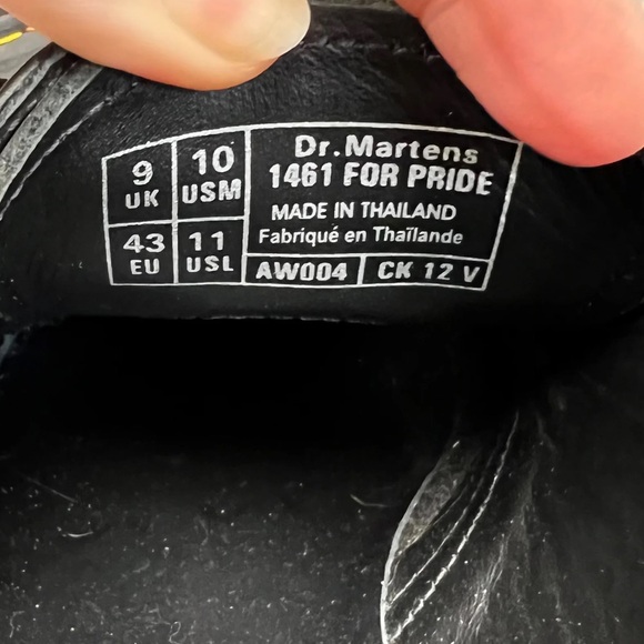 Dr. Martens 1461 For Pride Leather Oxfords - Size 11 - Picture 9 of 9